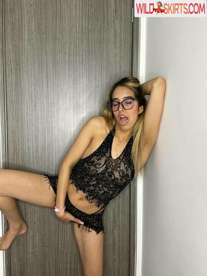 Ninakhalifa nude leaked photo #101