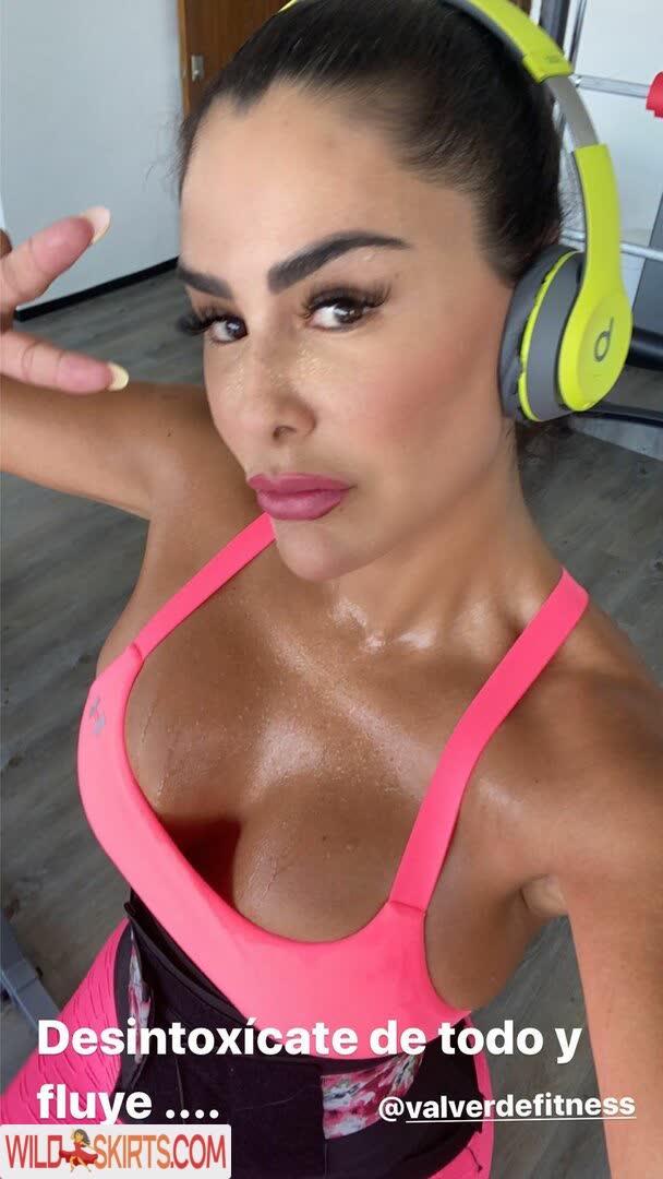 Ninel Conde nude leaked photo #1054