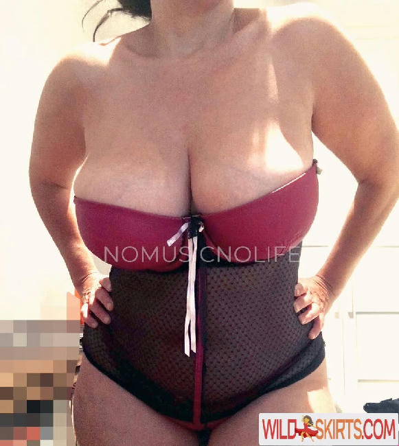 NoMusicNoLife / marinacosta / nmnlswingers / nomusicnolife nude OnlyFans, Instagram leaked photo #14