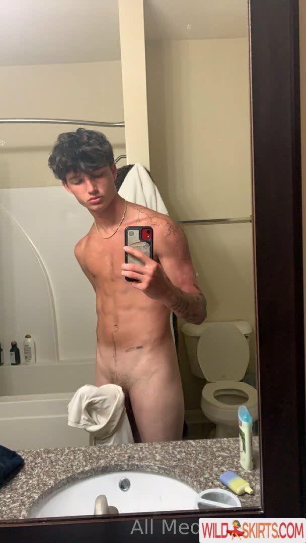 Notgavinn nude leaked photo #16