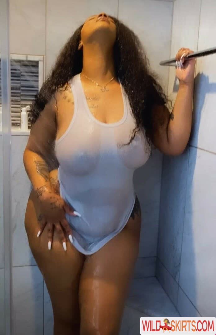 Nunu Nellz nude leaked photo #2