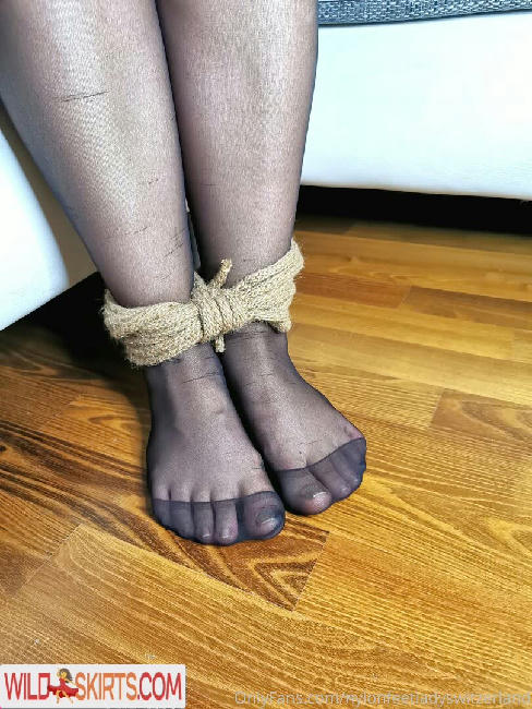 nylonfeetladyswitzerland / nylonfeetlady_switzerland / nylonfeetladyswitzerland nude OnlyFans, Instagram leaked photo #12