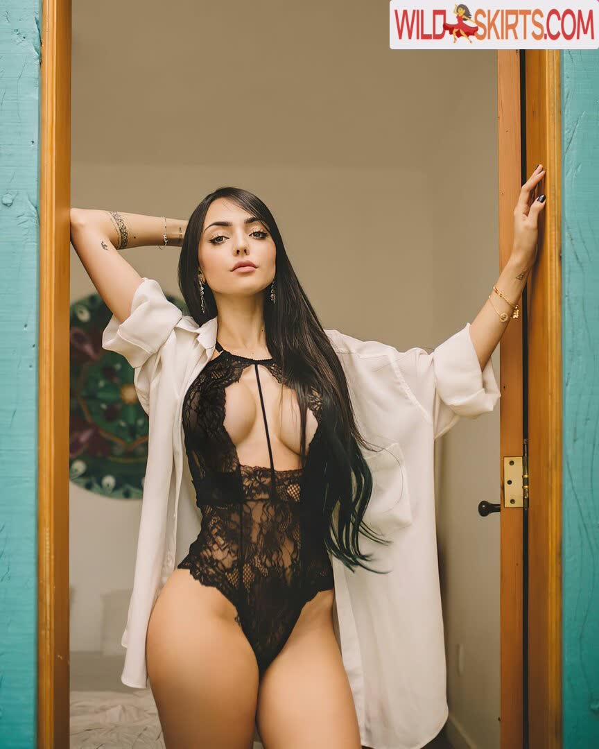 Nyvi Estephan / Discussão / nyviestephan nude Instagram leaked photo #17