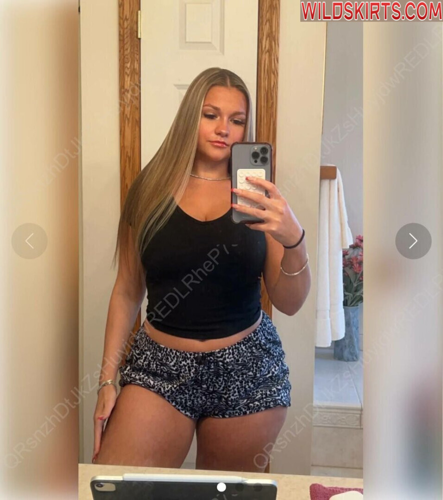 Hyerks nude photos & videos