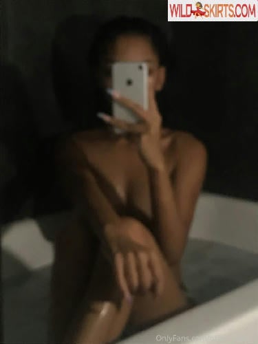 Official.Anaiis / React girl / official.anaiis nude OnlyFans, Instagram leaked photo #36