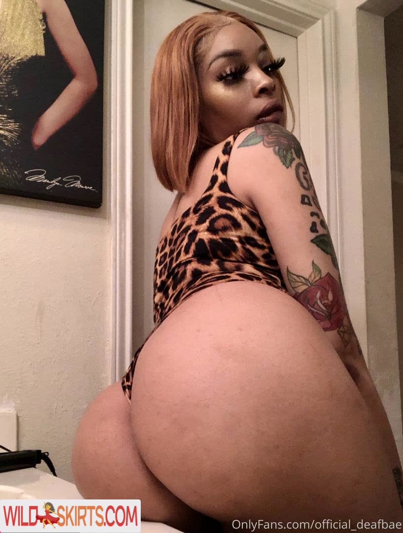 Official_deafbae nude leaked photo #31