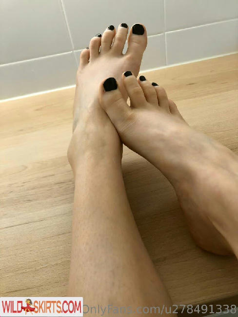 officialfeetforfun / officialeman__ / officialfeetforfun nude OnlyFans, Instagram leaked photo #9