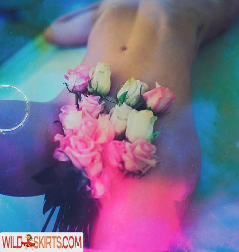 Olesya Rulin / olesyarulin nude Instagram leaked photo #13