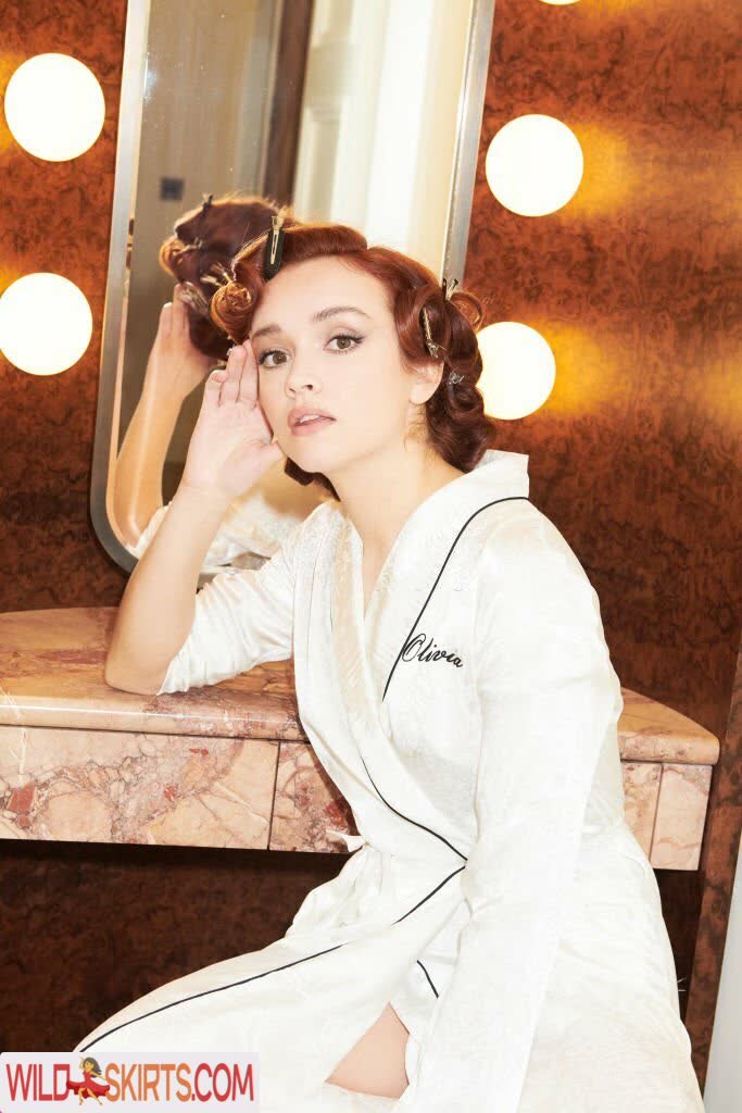 Olivia Cooke nude leaked photo #99