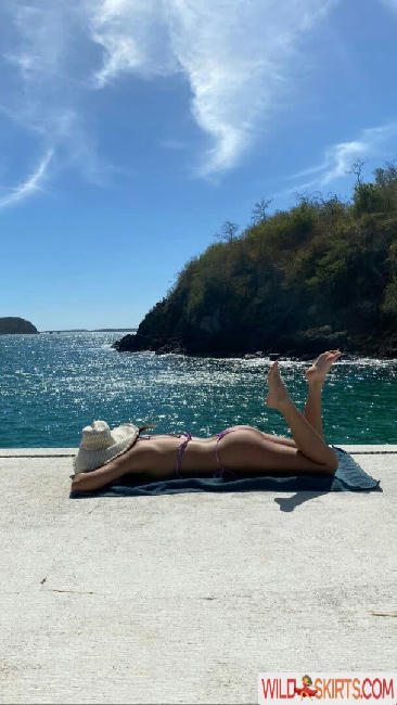 Olivia Munn / oliviamunn nude Instagram leaked photo #161