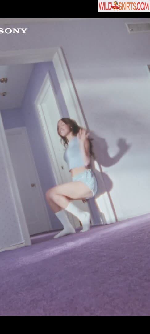 Olivia Rodrigo nude leaked photo #942