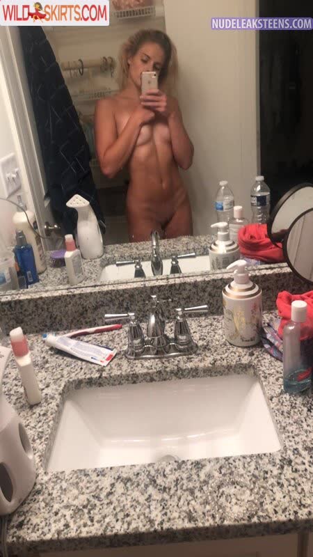 Oliviaabonn nude leaked photo #58