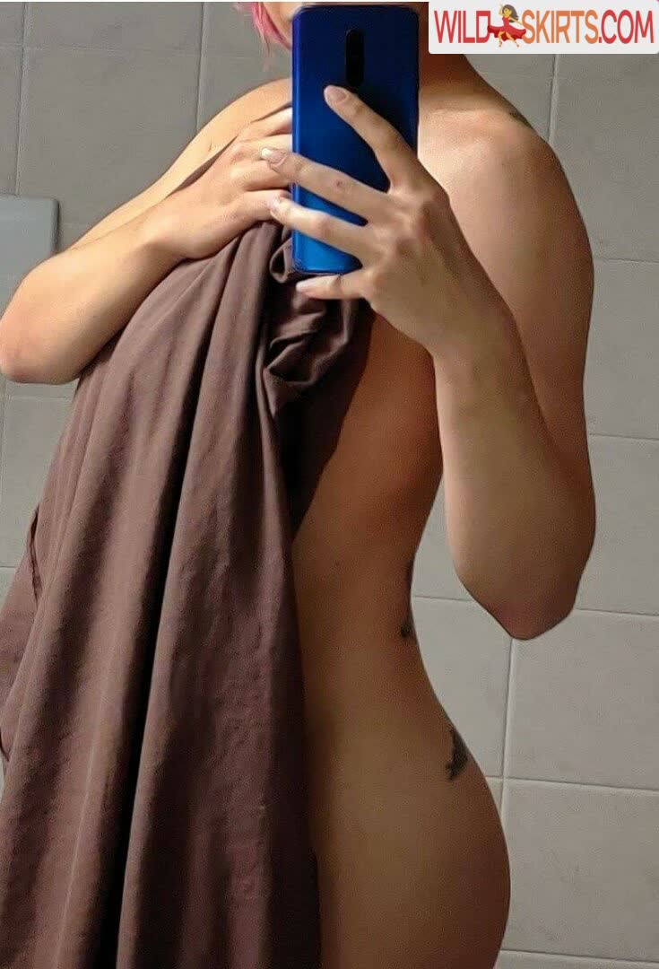 Olly Esse / ollyesse nude Instagram leaked photo #19