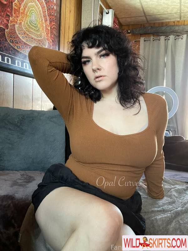 Opal Curves nude leaked photo #21