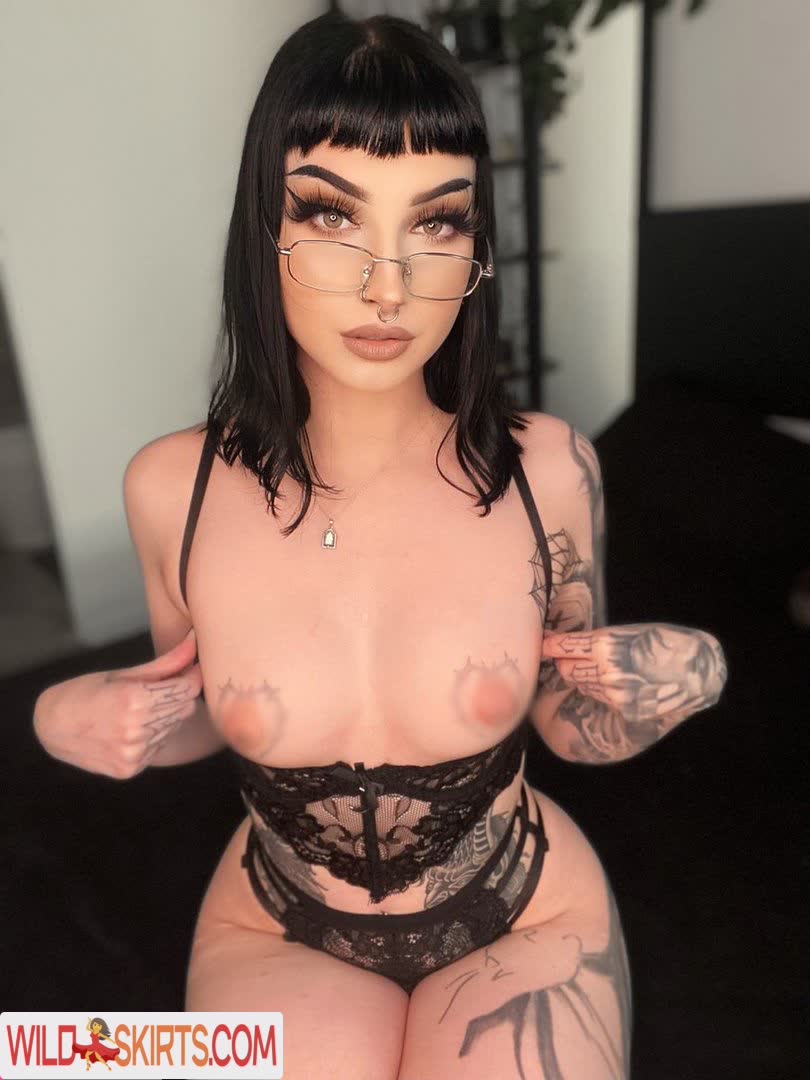 Ophelia Graves / needlepusher / needlepusher_ nude OnlyFans leaked photo #2