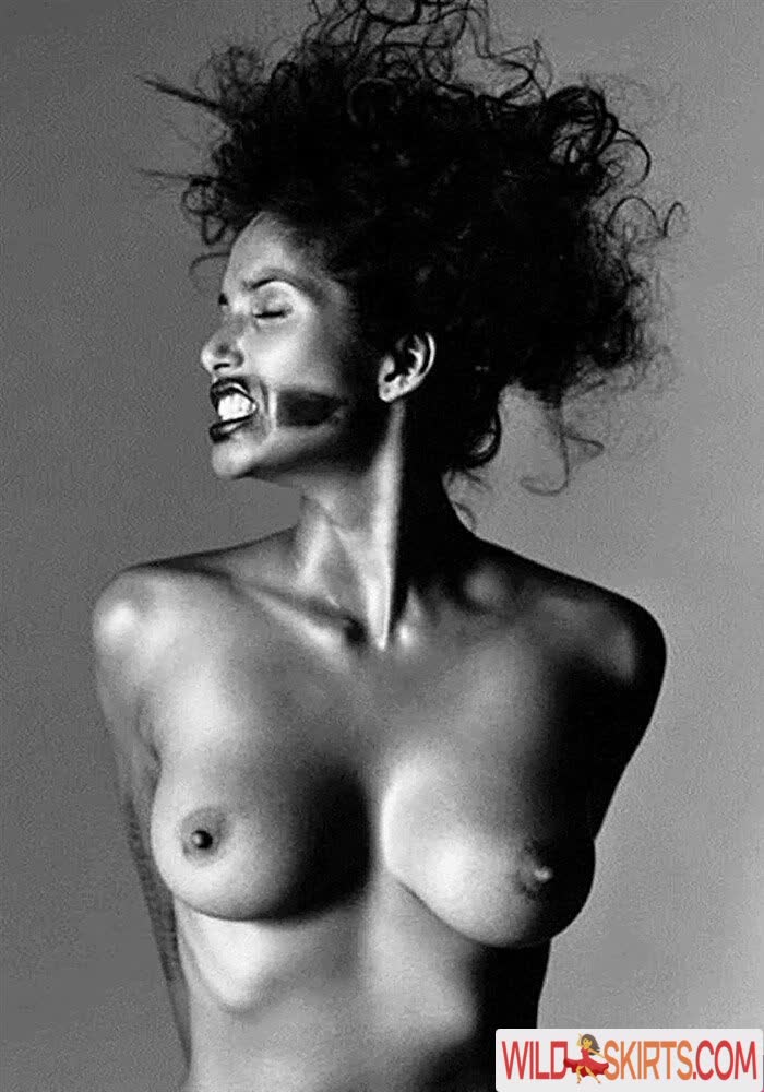 Padma Lakshmi / PadmaLakshmi nude Instagram leaked photo #16