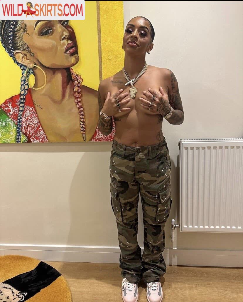 Paigey Cakey nude leaked photo #1