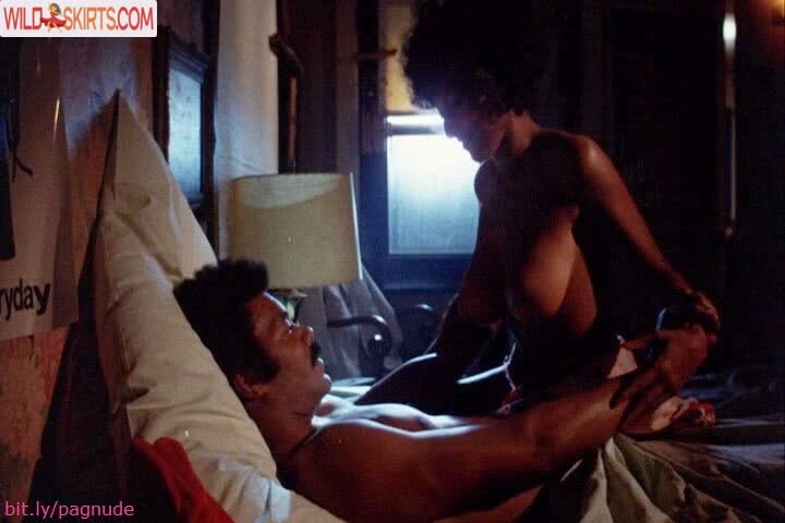 Pam Grier nude leaked photo #131