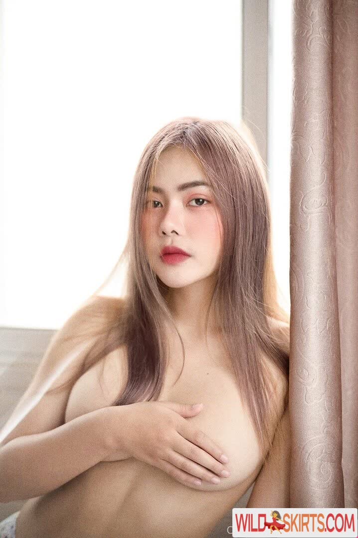 Pampeakkk nude leaked photo #5