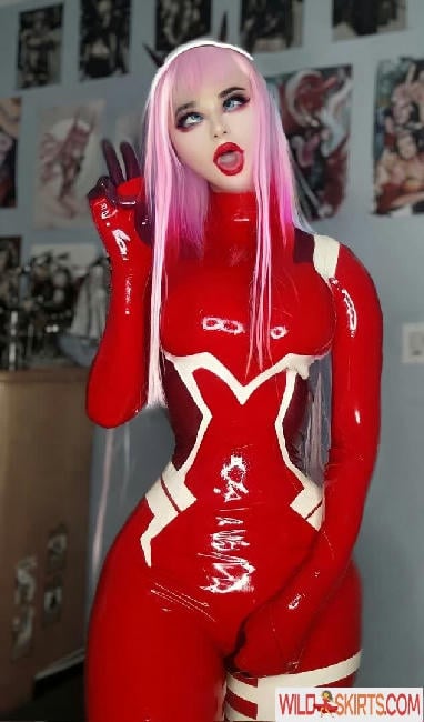 Paralllaxus / Rubber Doll / paralllaxus nude OnlyFans, Instagram leaked photo #4