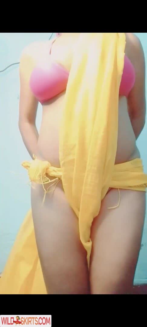 Payel Vlog nude leaked photo #32