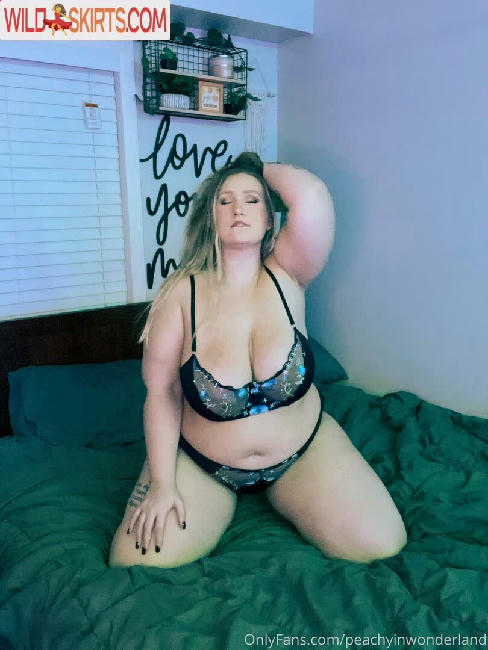 peachyinwonderland / peachyinwonderland / peachyinwonderlanddd nude OnlyFans, Instagram leaked photo #43