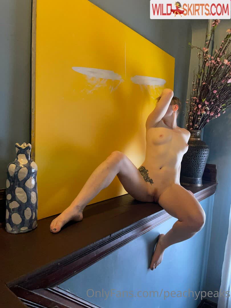 Peachypeaks nude leaked photo #29