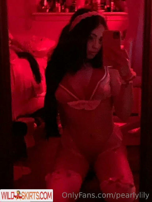 pearlylily / pearlylily / pearlylilys nude OnlyFans, Instagram leaked photo #25