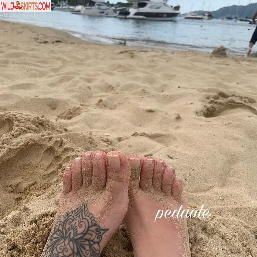 Pedaale / pedaale / pedaale9 / pezinhosdaale nude OnlyFans, Instagram leaked photo #4