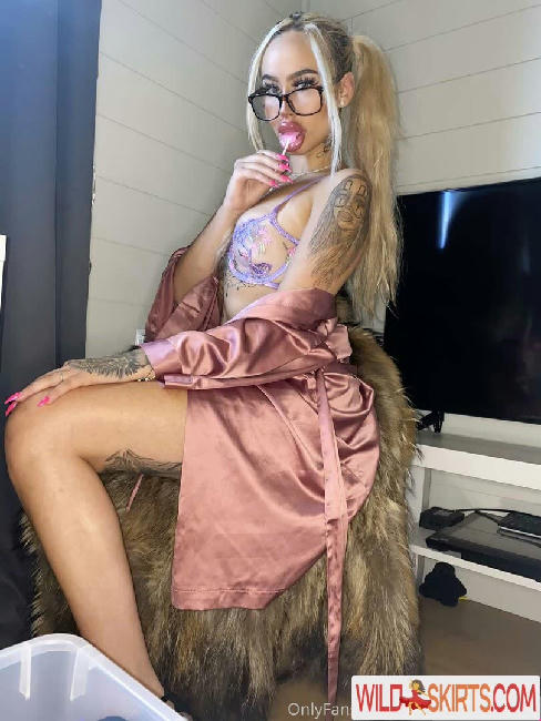 pernillahakansson / pernillahakansson / pernillahakanssons nude OnlyFans, Instagram leaked photo #8