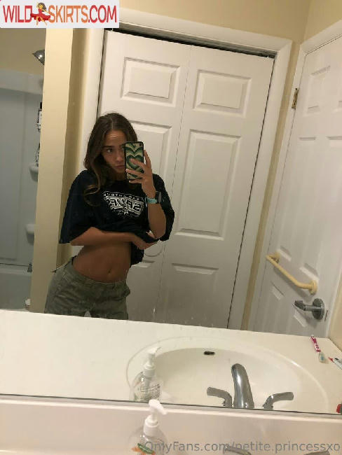 petite.princessxo / Brooklyn Rose / Emma Strickland / emma_strickland8400 / petite.princessxo nude OnlyFans, Instagram leaked photo #17