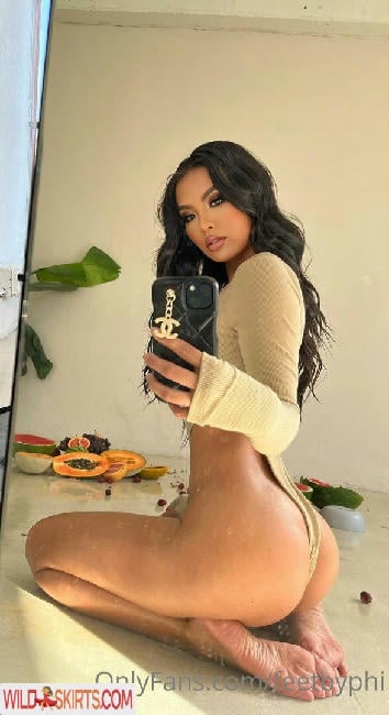 Phi Tran / feetbyphi / missphitran nude OnlyFans, Instagram leaked photo #11