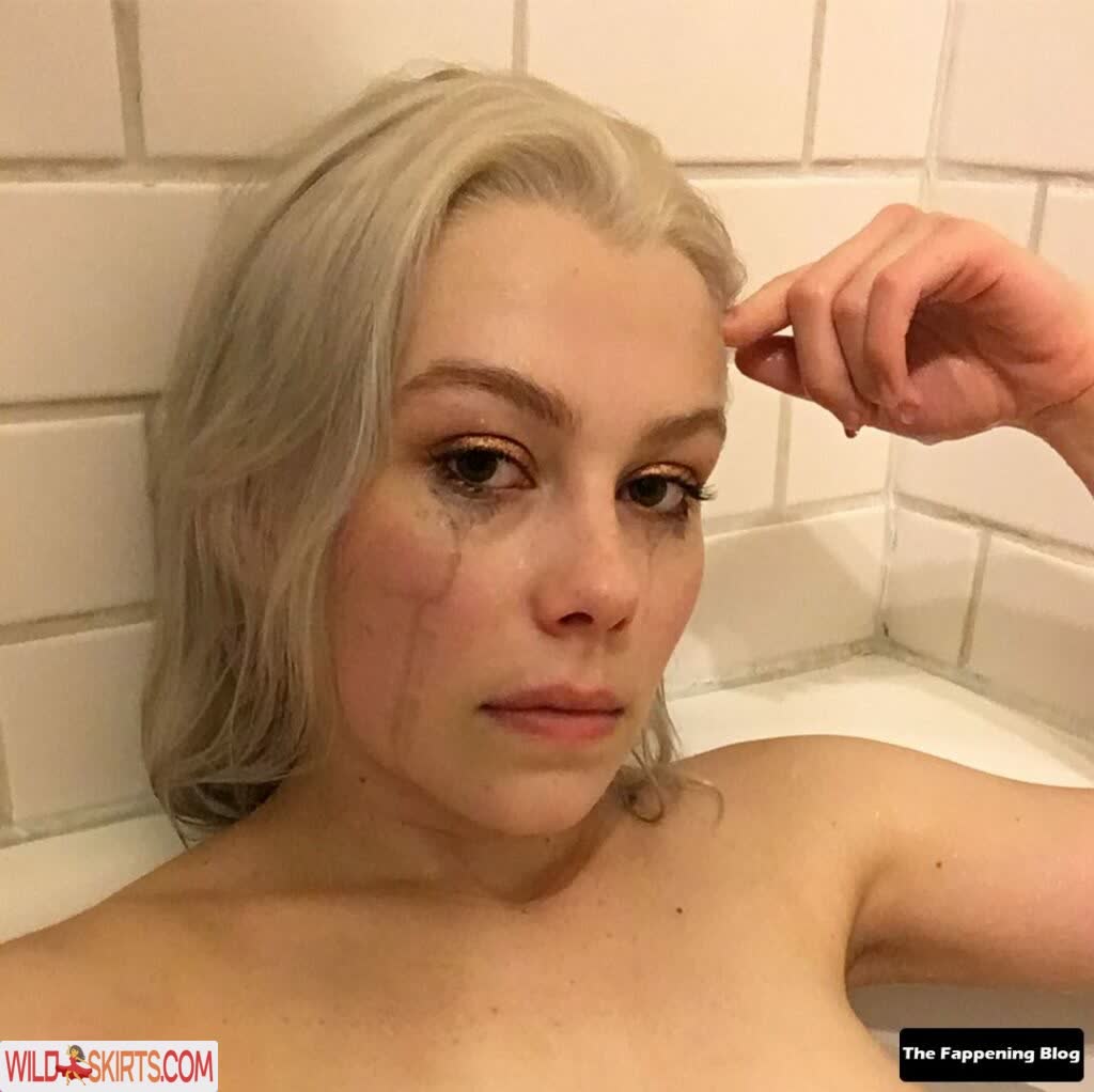 Phoebe Bridgers / phoebebridgers / somethingxsafe nude OnlyFans, Instagram leaked photo #19