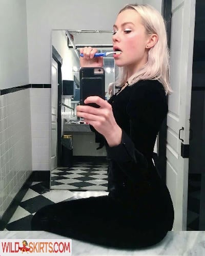 Phoebe Bridgers / phoebebridgers / somethingxsafe nude OnlyFans, Instagram leaked photo #53