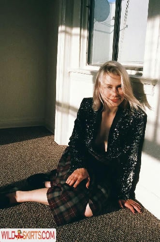 Phoebe Bridgers / phoebebridgers / somethingxsafe nude OnlyFans, Instagram leaked photo #54