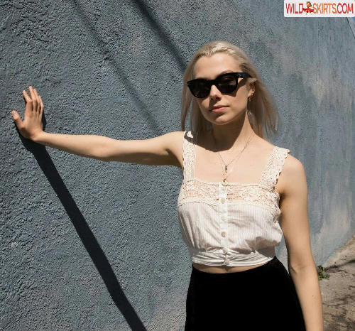 Phoebe Bridgers / phoebebridgers / somethingxsafe nude OnlyFans, Instagram leaked photo #4