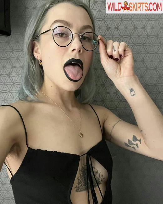Phoebe Bridgers / phoebebridgers / somethingxsafe nude OnlyFans, Instagram leaked photo #110
