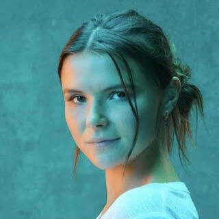 Phoebe Roberts avatar