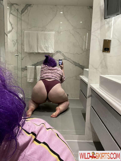 phoebetheunistudent / phoebetheunistudent / unironicfeminism nude OnlyFans, Instagram leaked photo #40