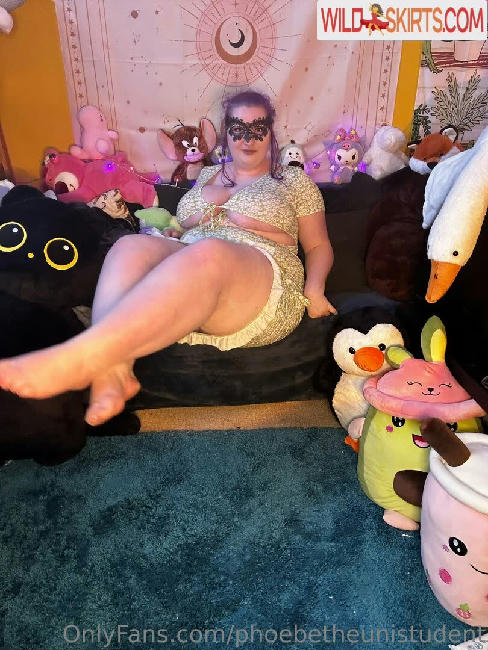 phoebetheunistudent / phoebetheunistudent / unironicfeminism nude OnlyFans, Instagram leaked photo #10