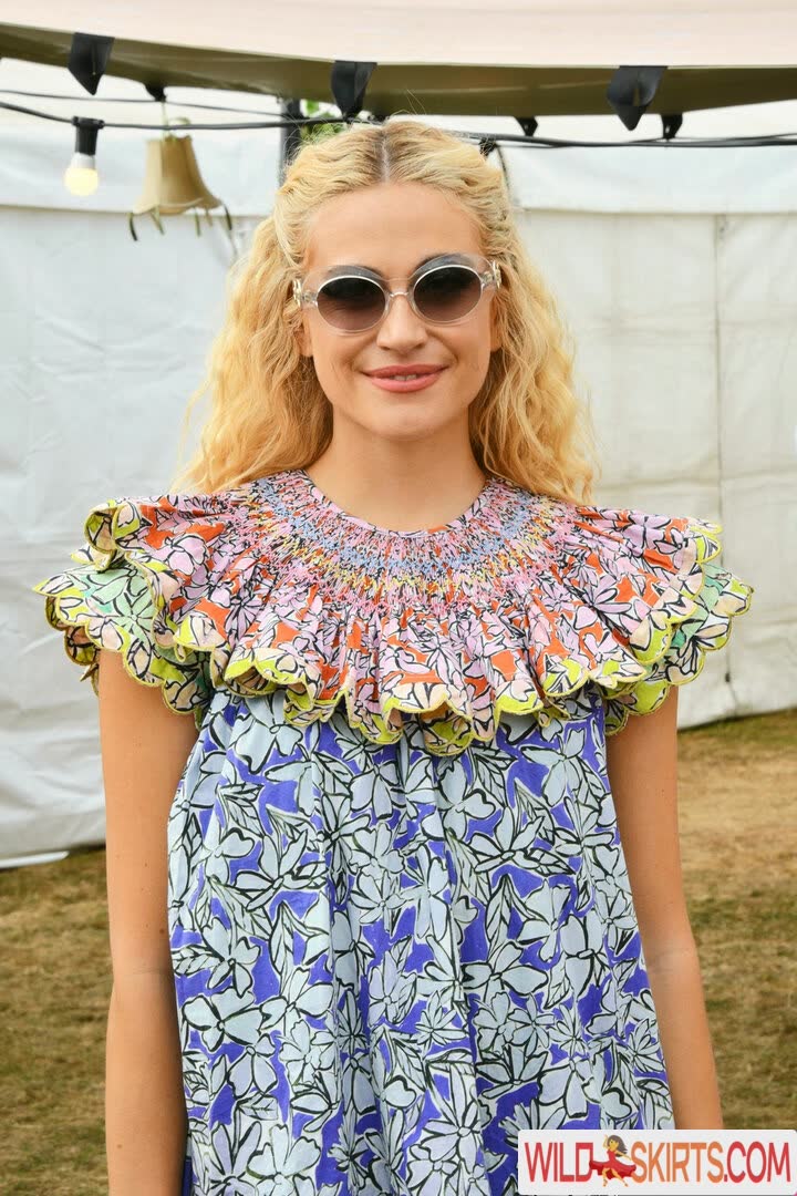 Pixie Lott / pixielott nude Instagram leaked photo #14