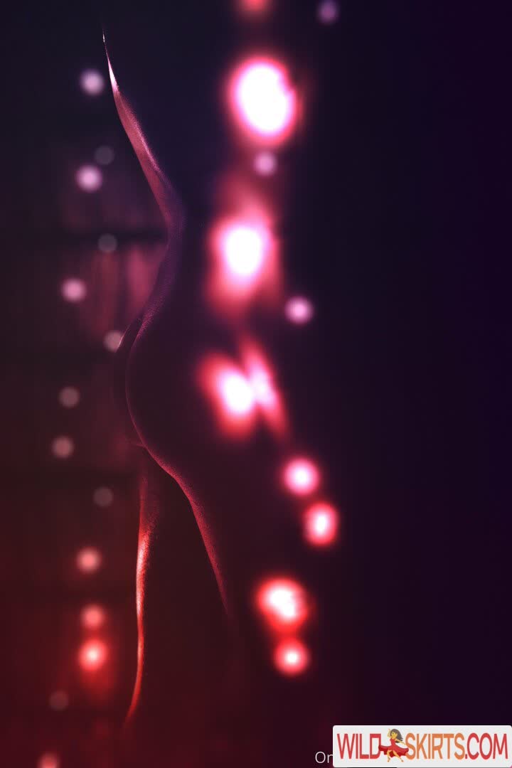 Pixlafterdark nude leaked photo #9