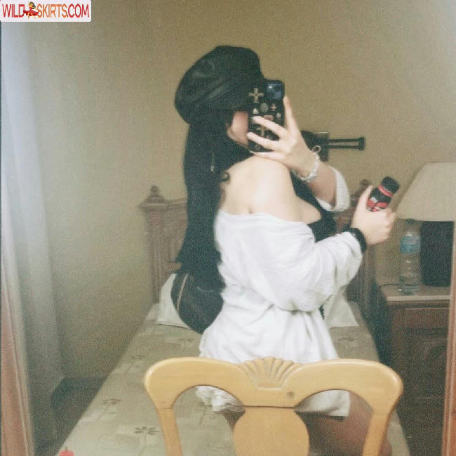 playmatebabydoll / 115.111.115 / Wolfe / vixenymph_ nude Instagram leaked photo #18