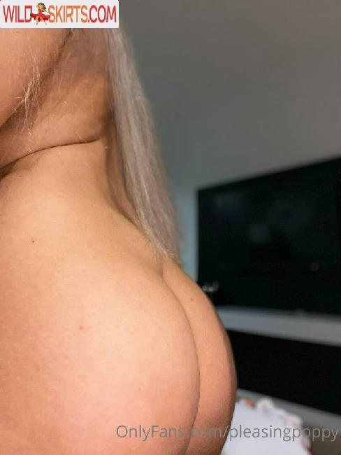 Pleasing.Poppy / PleasingPoppy / passionate.poppy nude OnlyFans, Instagram leaked photo #9