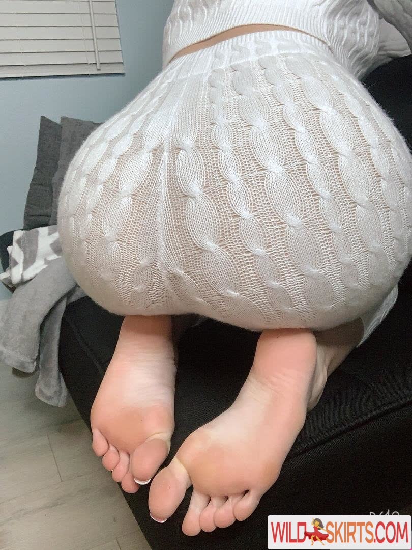 pnktoes / pnktoes / theworldsfeet nude OnlyFans, Instagram leaked photo #11