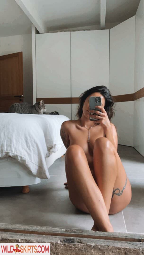 Poetiquegirl nude leaked photo #5