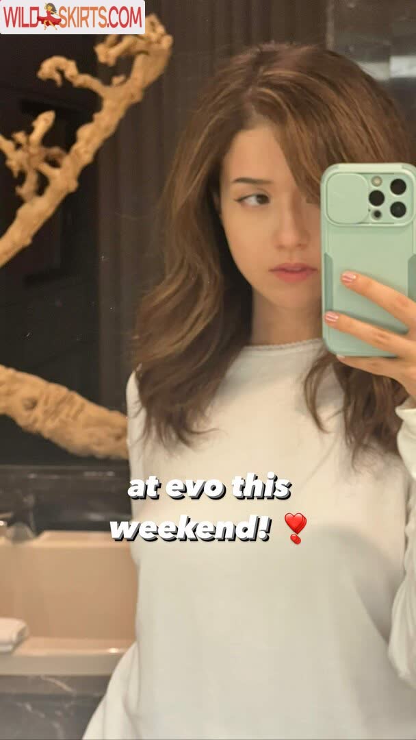 Pokimane nude leaked photo #437