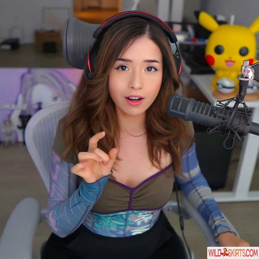 Pokimane / pokimanelol / pokinaneonlyfan nude OnlyFans, Instagram leaked photo #9