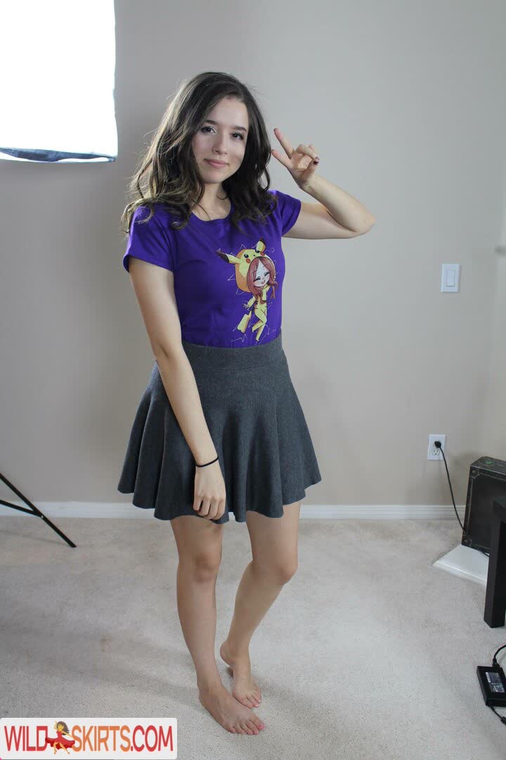 Pokimane / pokimanelol / pokinaneonlyfan nude OnlyFans, Instagram leaked photo #12