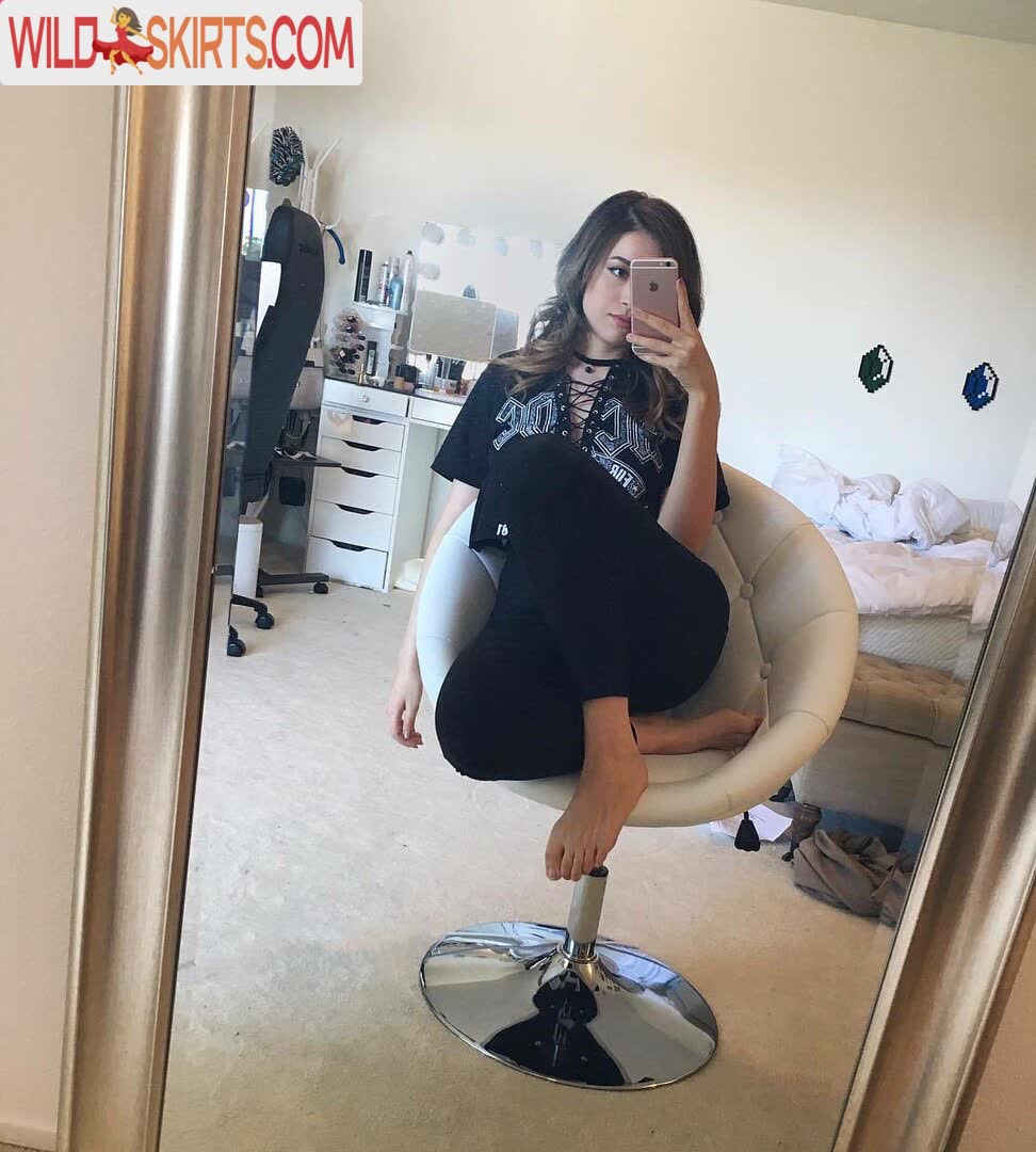 Pokimane nude leaked photo #558